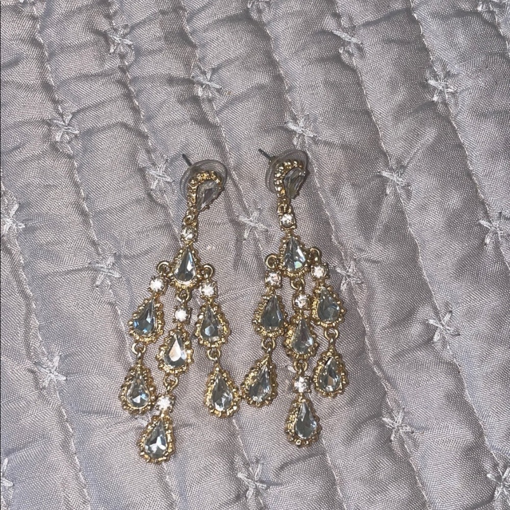 DIAMOND EARRINGS